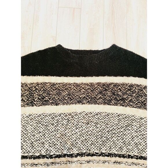 Chicos 3 Poncho Sweater Women's Brown Gold Shimmer Paisley Fringe XL Tasseled - Picture 3 of 7